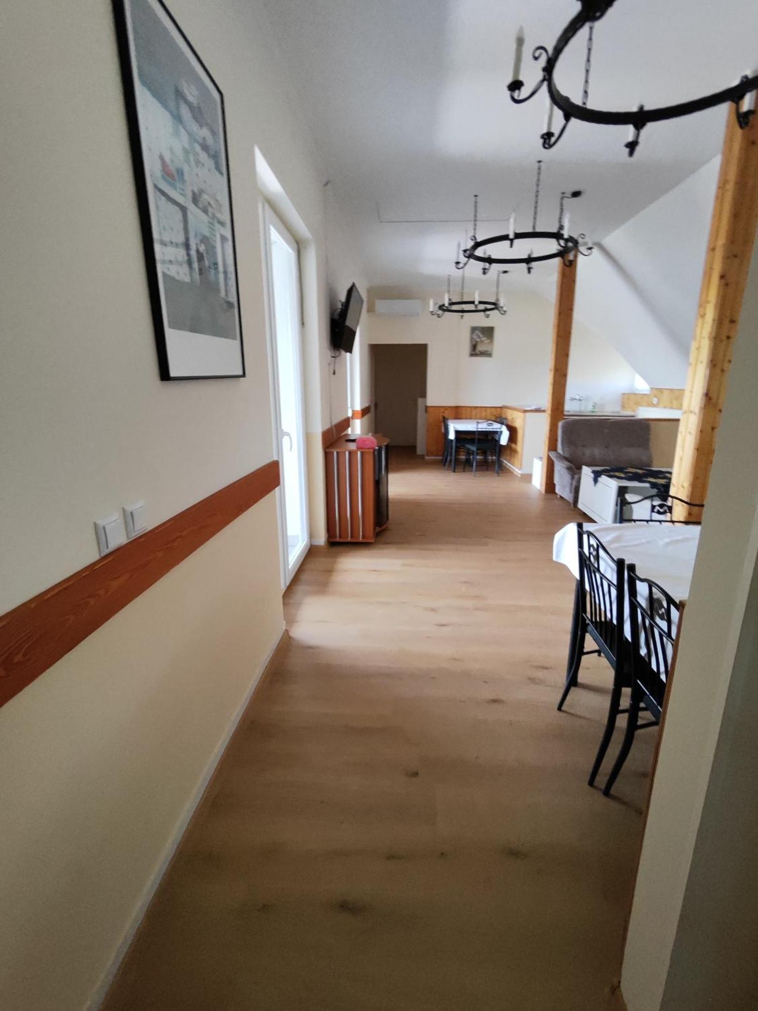 Havasi Ueduelohaz Appartement Gyenesdiás Buitenkant foto