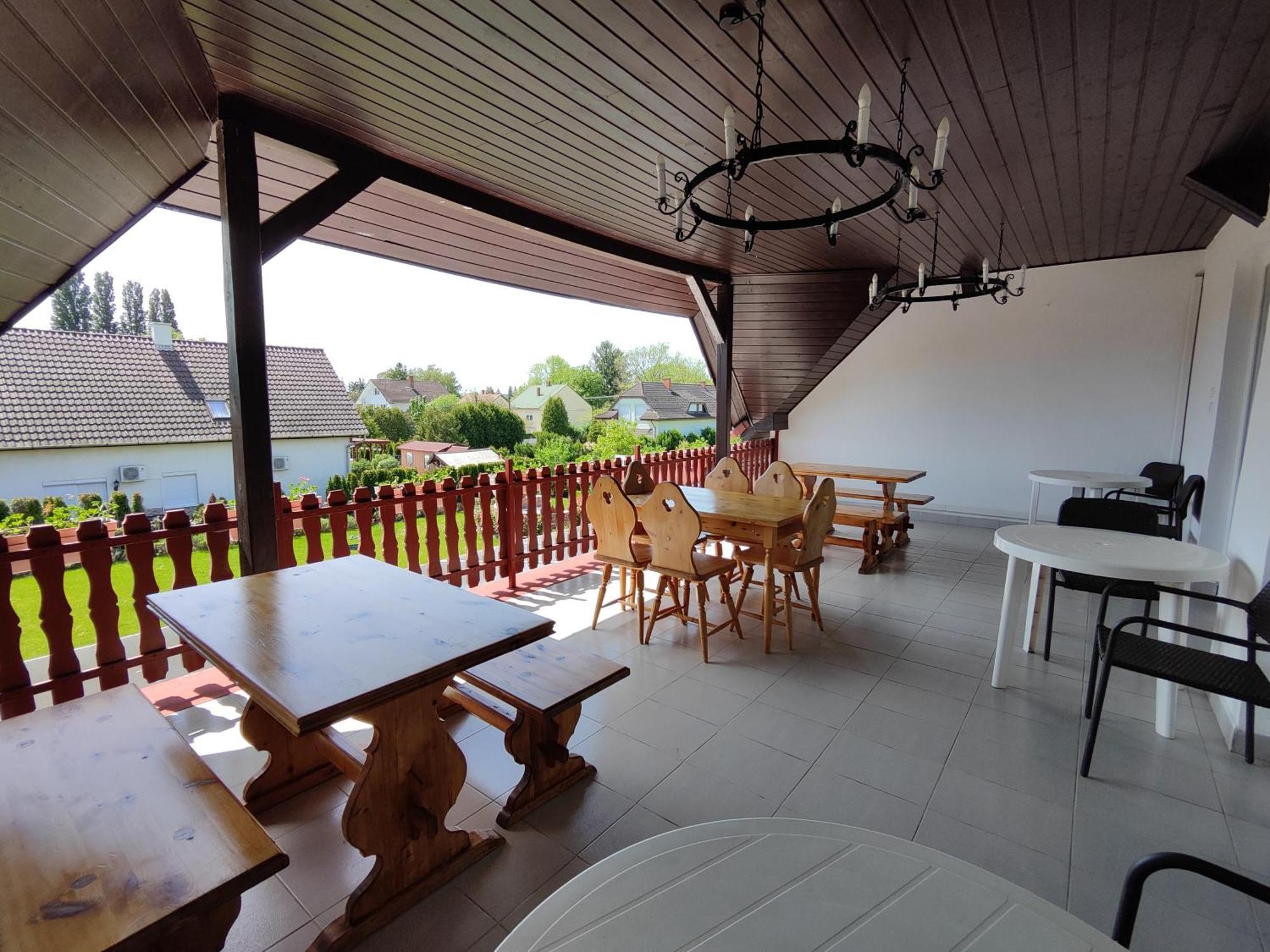 Havasi Ueduelohaz Appartement Gyenesdiás Buitenkant foto